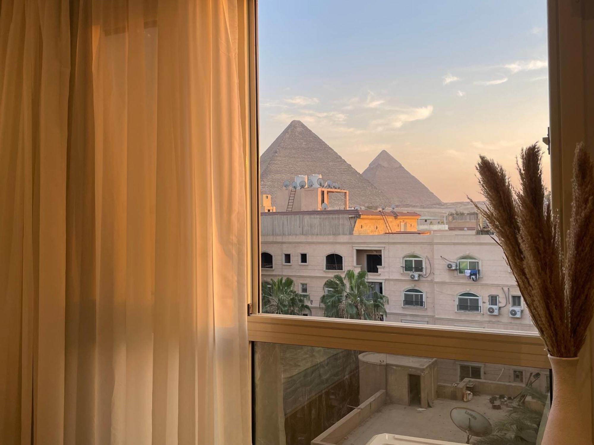 Diyar Pyramids Inn Kafrat al Jabal Bagian luar foto